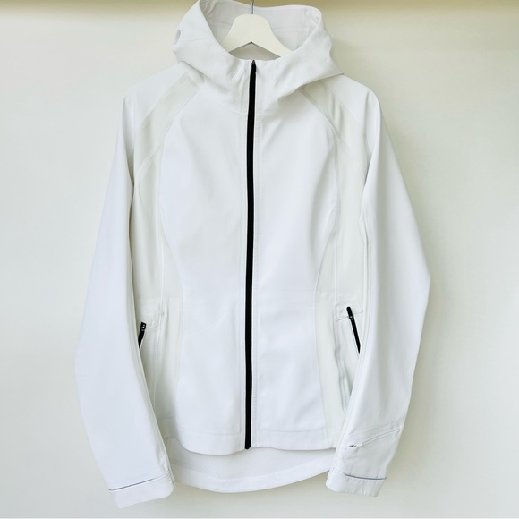 Sold- Lululemon Cross Chill jacket in white (1st release) - Picture 3 of 16